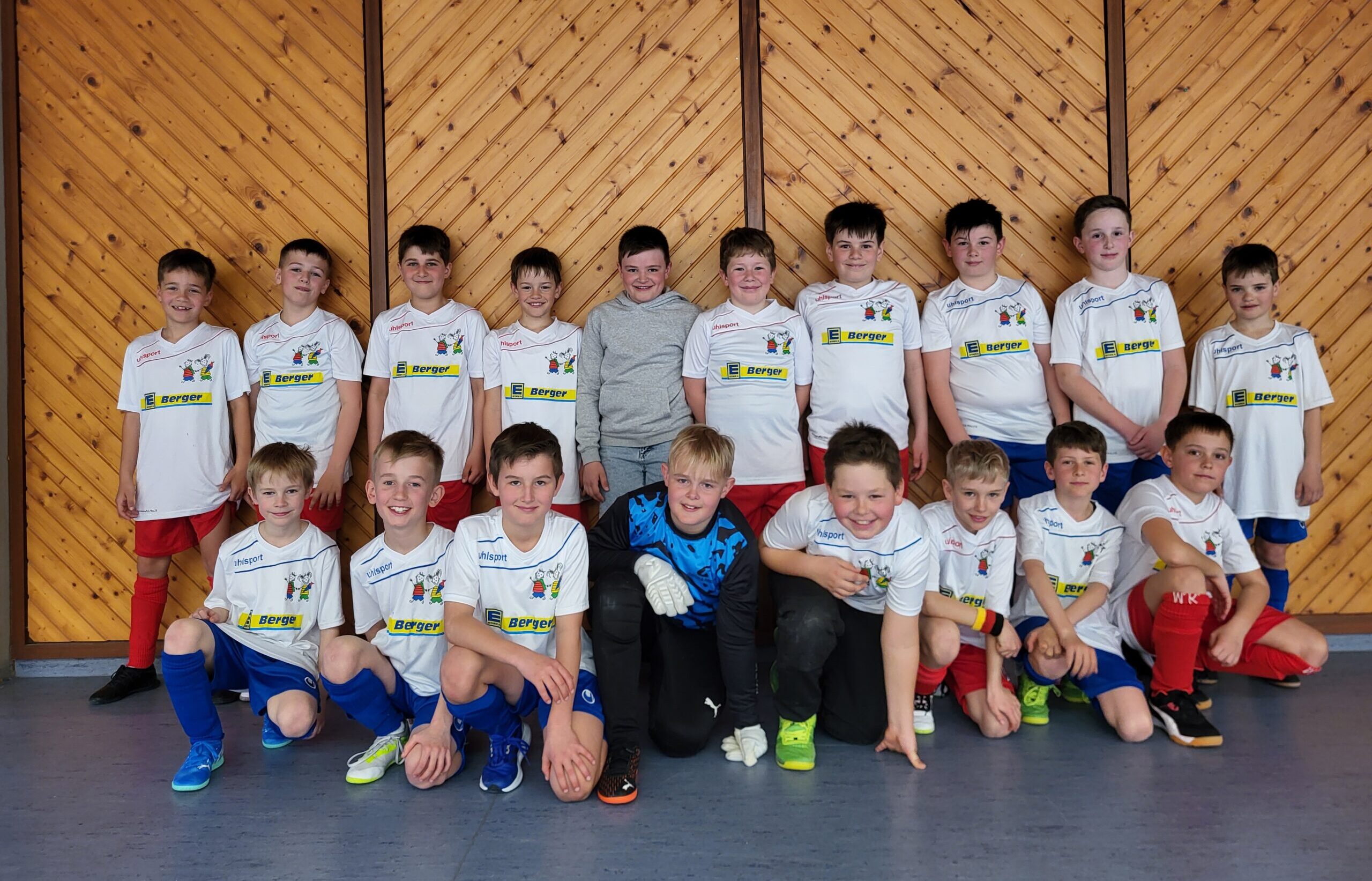 Gruppenbild Fußball Jungs