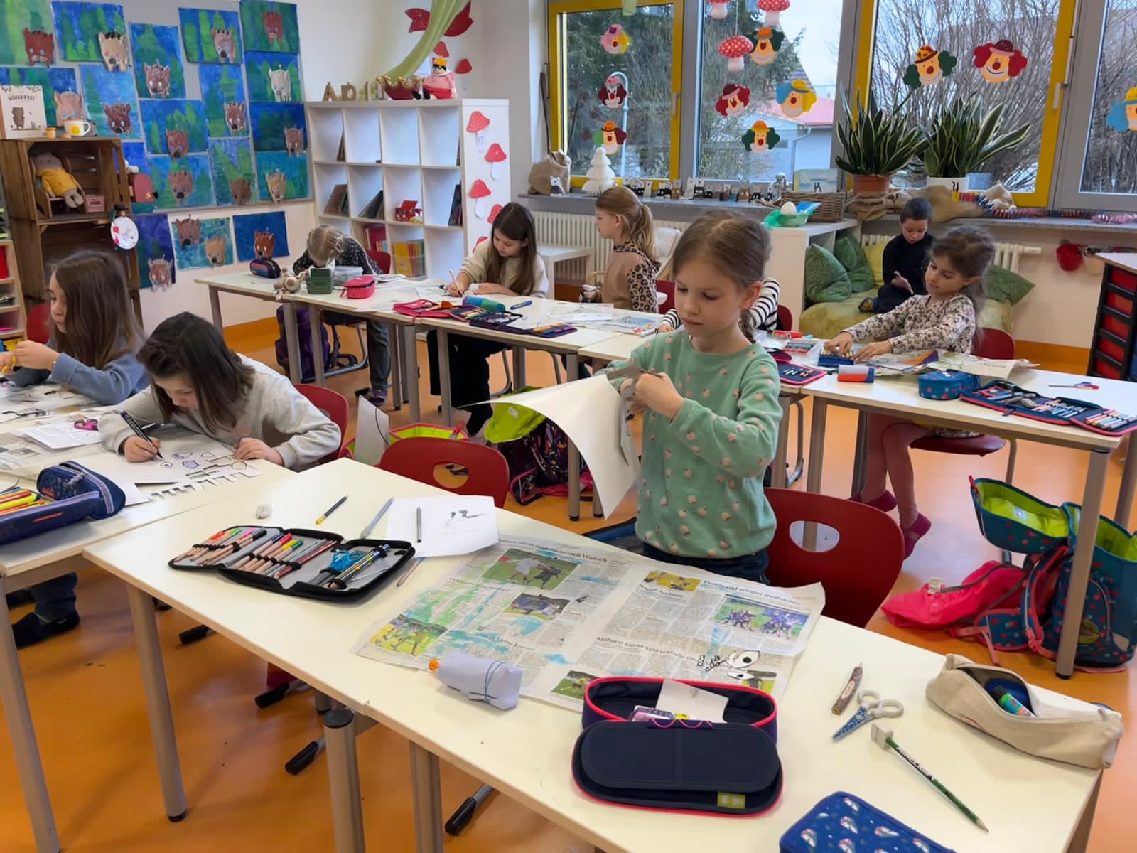 Kinder im Freien Arbeiten